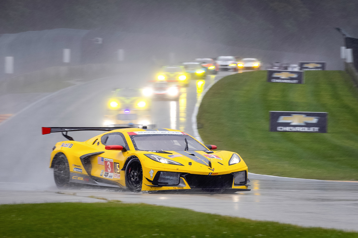 corvette-c8.r.jpg