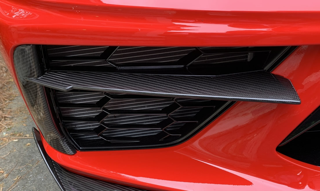 visible-carbon-fiber-grille-insert-2021-corvette.jpg