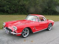 aa0406sc_09z+1962_Chevrolet_Corvette+Front_Driver_Side.jpg