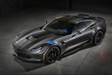 2017-Chevrolet-Corvette-GrandSport-001.jpg