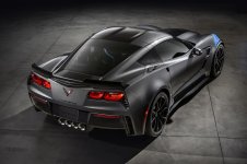 2017-Chevrolet-Corvette-GrandSport-002.jpg