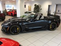 2016-corvette-c7r-special-edition-2.jpg
