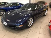 2000-corvette-navy-blue-4.jpg