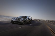 2019-Chevrolet-Corvette-ZR1-011.jpg