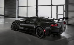 2019-Chevrolet-Corvette-ZR1-013.jpg