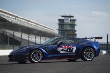 2019-Chevrolet-Corvette-ZR1-Indianapolis500-PaceCar-02.jpg