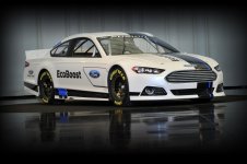 2013-ford-fusion-nascar-sprint-cup-series-car-g.jpg