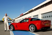chevrolet-corvette-stingray-286953-medium.jpg