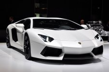 lamborghini-aventador-white-car-of-your-dreams-show-hd-desktop-wallpaper-screensaver-background.jpg