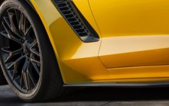 2015-Chevrolet-CorvetteZ06-001-medium.jpg