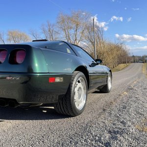 1991 Corvette ZR-1 in Polo Green Metallic