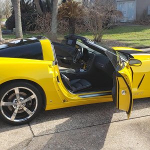 2009 Corvette GT1 Championship Edition Coupe in Velocity Yellow