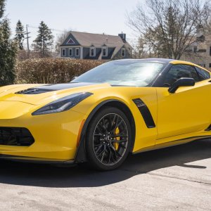 2016 Corvette Z06 Coupe in Corvette Racing Yellow