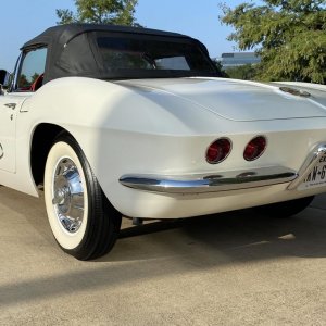1961 Corvette in Ermine White