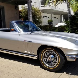 1965 Corvette Convertible L84 Fuelie in Silver Pearl