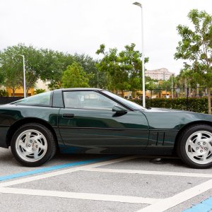 1990 Corvette ZR-1 in Polo Green Metallic with Saddle Interior