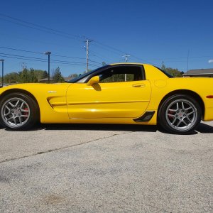 2002 Corvette Z06 in Millennium Yellow