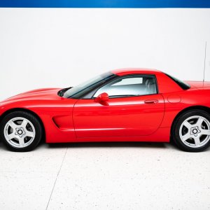 1999 Corvette Fixed Roof Coupe in Torch Red