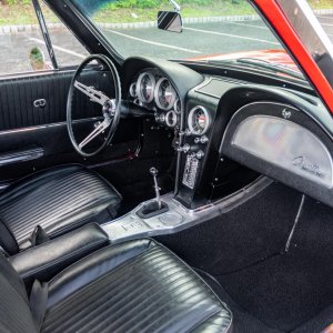 1963 Corvette Split-Window Coupe in Riverside Red