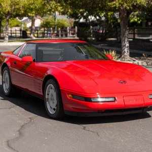 1991 Corvette Coupe in Bright Red