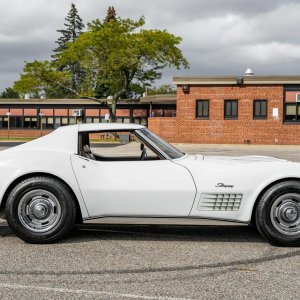 1972 Corvette LT-1 Coupe in Classic White