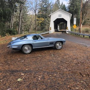 1967 Corvette Coupe 327/300 in Elkhart Blue