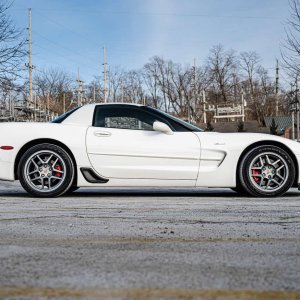 2001 Corvette Z06 in Speedway White