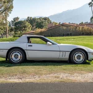 1987 Corvette Convertible in White