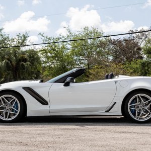 2019 Corvette ZR1 Convertible in Arctic White