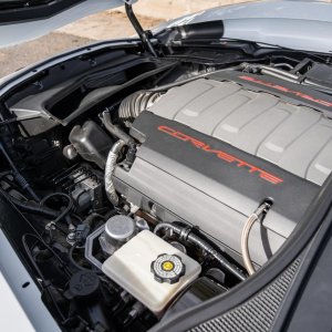 2016 Corvette Stingray Coupe Z51 2LT in Arctic White