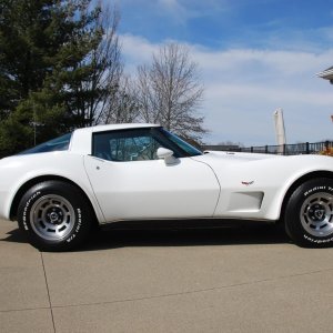 1978 Corvette L82 in Classic White