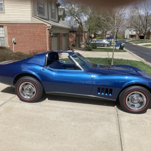 1968 Corvette Coupe 427/390 4-Speed in International Blue