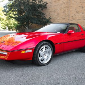 1990 Corvette Coupe in Bright Red