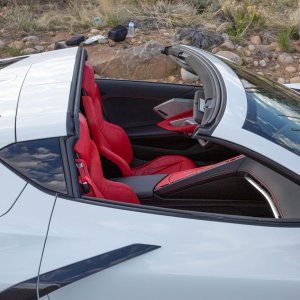 2022 Corvette Stingray Coupe 2LT Z51 in Arctic White