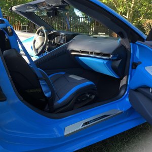 2022 Corvette Stingray Convertible in Rapid Blue
