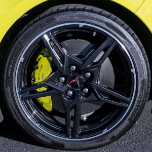 2020 Corvette Stingray Coupe in Accelerate Yellow