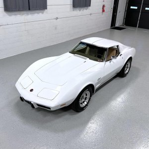 1976 Corvette in Classic White