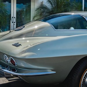 1966 Corvette Coupe in Mosport Green