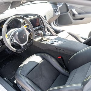 2019 Corvette Z06 Coupe in Arctic White