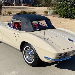 1962 Corvette 327/300 4-Speed Almond Beige