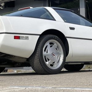 1989 Corvette Coupe in White