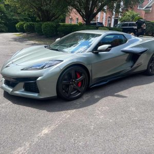 2023 Corvette Z06 Convertible 3LZ in Hypersonic Gray