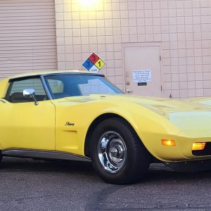 1974 Corvette Coupe 454 in Bright Yellow