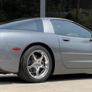 2003 Corvette Coupe in Medium Spiral Gray Metallic