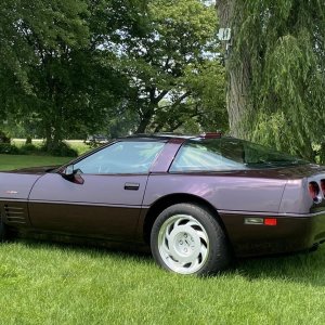 1992 Corvette ZR-1 in Black Rose Metallic