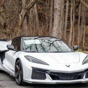2024 Corvette Z06 Convertible 3LZ is finished in Arctic White