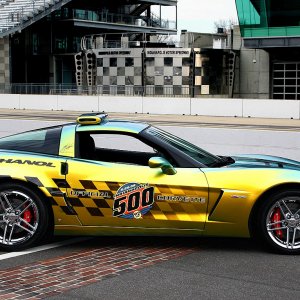 30th Anniversary Corvette and Corvette Z06 E85 to be at Indy 500
