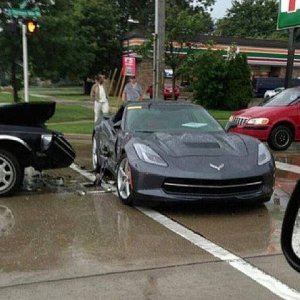2014 C7 Corvette Stingray Hit by a Lincoln