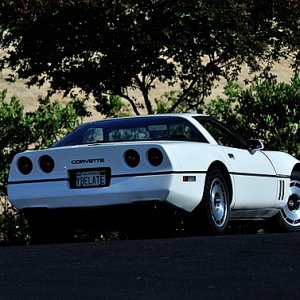1984 Corvette - VIN 1G1AY0781E5100071