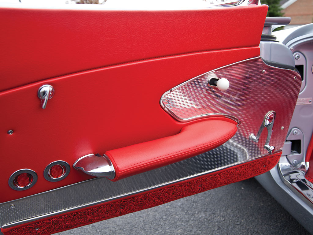 1960 Corvette in Sateen Silver